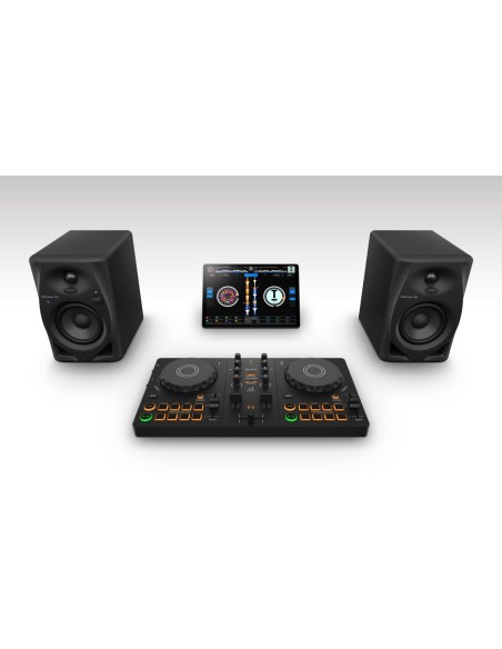 AlphaTheta DDJ-FLX2 – Configuration DJ avec tablette et enceintes