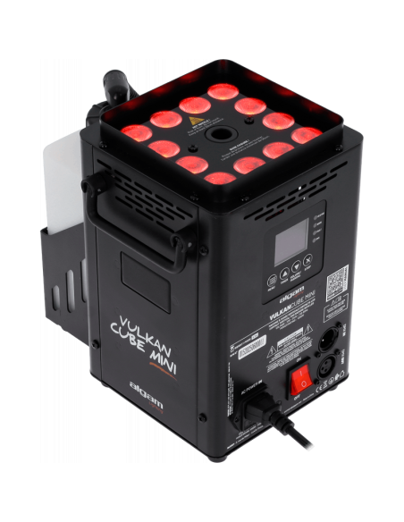 Algam Lighting VULKAN CUBE MINI – Vue de trois quarts avec LED allumées